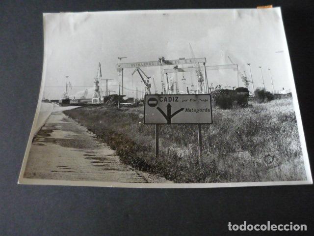 Antique Photography: PUERTO REAL CADIZ ASTILLEROS ANTIGUA FOTOGRAFIA 18 X 24 CM