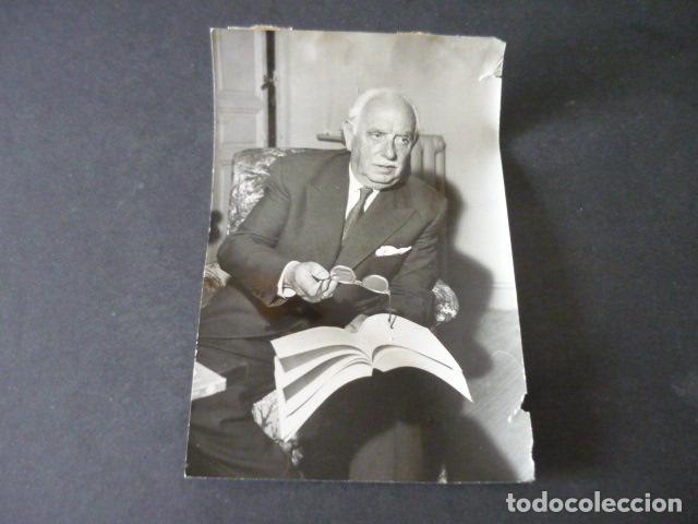 Fotografia antica: JOSE MARIA PEMAN ESCRITOR ANTIGUA FOTOGRAFIA 18 X 12 CM
