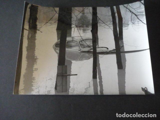 Fotograf&iacute;a antigua: MADRID INUNDACIONES RIO MANZANARES CASA DE CAMPO ANTIGUA FOTOGRAFIA 18 X 24 CM