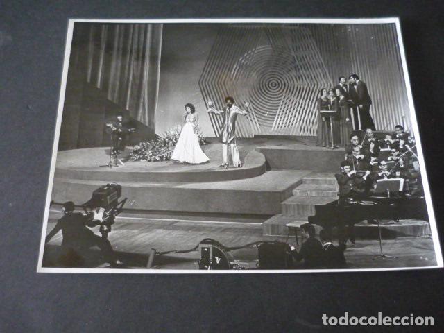 Fotografia antiga: MADRID FESTIVAL DE LA CANCION IBERO AMERICANA OTI ANTIGUA FOTOGRAFIA 18 X 24 CM