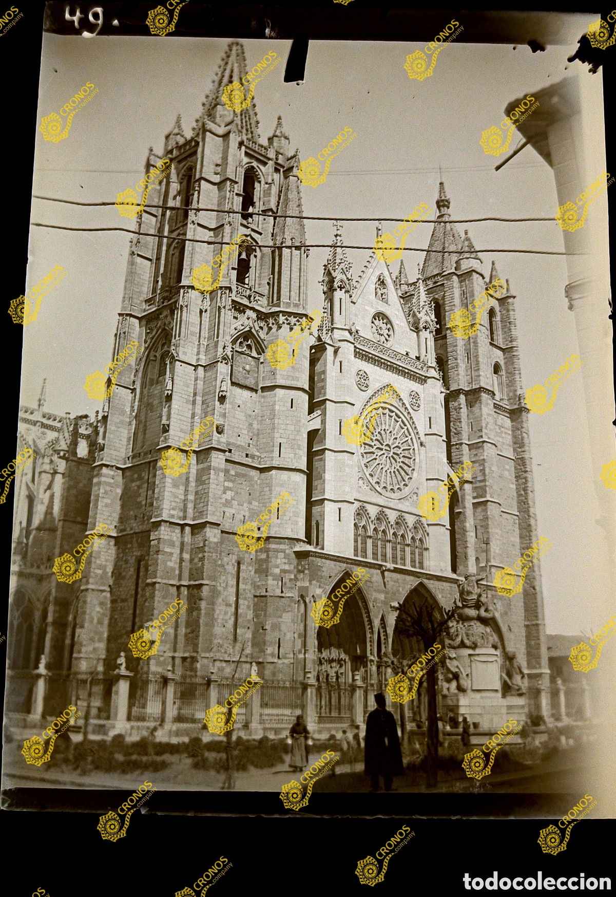 Fotograf&iacute;a antigua: Placa cristal en negativo Le&oacute;n Catedral sobre el 1900