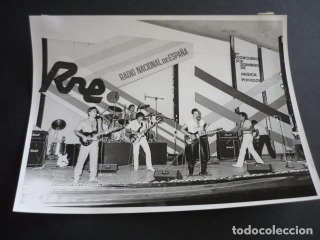 Fotograf&iacute;a antigua: CONCURSO DON DOMINGO TVE CONJUNTO MUSICAL RUFUS ANTIGUA FOTOGRAFIA 24 X 18 CM