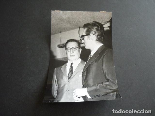 Fotograf&iacute;a antigua: LA VOZ DE MADRID CADENA SER RADIO MINUTO 1969 ANTIGUA FOTOGRAFIA 12 X 18 CM