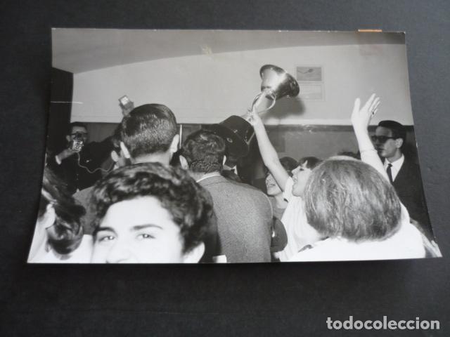 Fotograf&iacute;a antigua: RADIO MADRID CADENA SER PROGRAMA EL GRAN MUSICAL ANTIGUA FOTOGRAFIA 12 X 18 CM