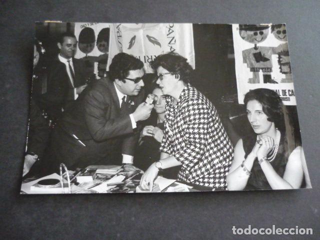 Fotograf&iacute;a antigua: RADIO MADRID CADENA SER PROGRAMA LA HORA TRECE ANTIGUA FOTOGRAFIA 12 X 17 CM