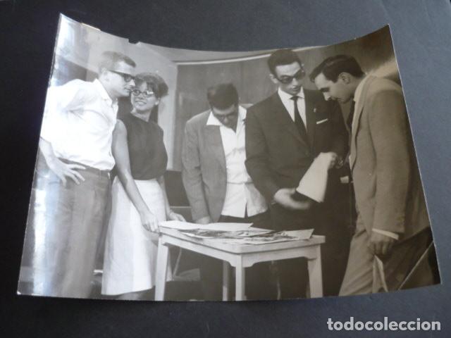 Antique Photography: RADIO MADRID CADENA SER PROGRAMA TROTARITMOS TOMAS MARTIN BLANCO FOTOGRAFIA 24 X 18 CM
