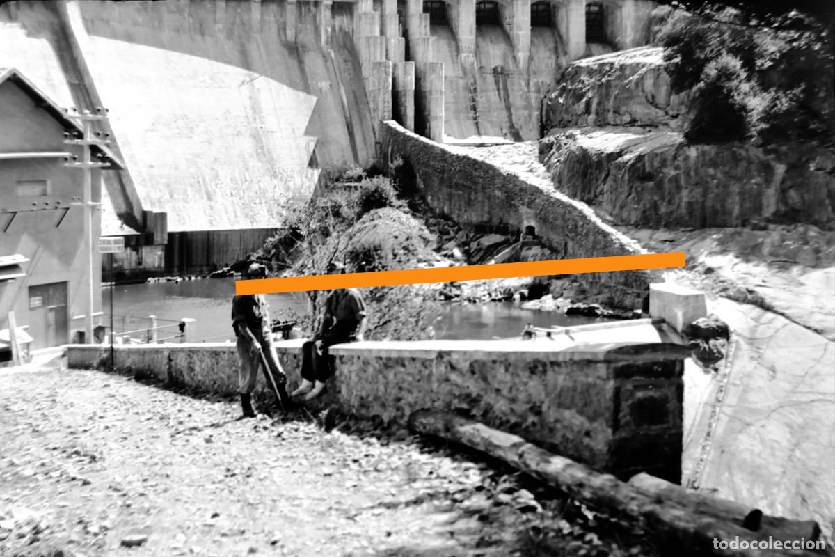 Fotograf&iacute;a antigua: Antiguo negativo de fotograf&iacute;a. Central de Irabia Navarra. Militar. Militares espa&ntilde;oles. A&ntilde;os 30/40