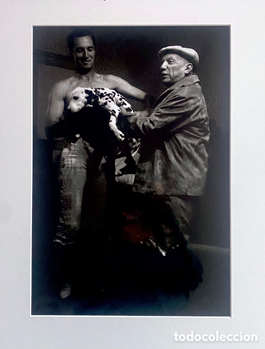 Fotograf&iacute;a antigua: Pablo Picasso y Luis Miguel Domingu&iacute;n. 1960. Fotograf&iacute;a de Enrique Meneses.