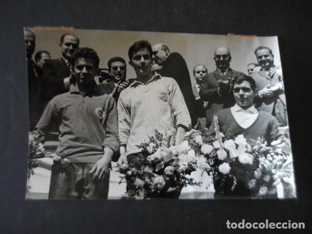 Fotograf&iacute;a antigua: FRANCISCO LANCHO CORREDOR MOTOCICLISMO VI MOTOCROSS BARCELONA ANTIGUA FOTOGRAFIA ORIGINAL 18 X 12 CM