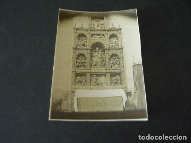 Fotograf&iacute;a antigua: ALBARRACIN TERUEL RETABLO ANTIGUA FOTOGRAFIA HACIA 1900 8,5 X 12 CM