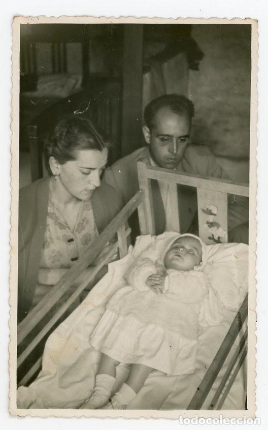 Fotograf&iacute;a antigua: MIERES. ASTURIAS. FOTO PACO. ESCENA INFANTIL POSTMORTEM.