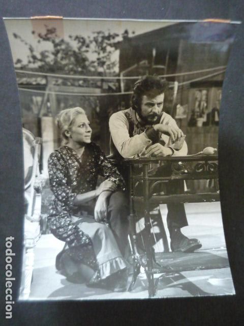 Fotografia antica: TELEVISION ESPA&Ntilde;OLA SERIE LILLIOM JUAN DIEGO ACTOR ANTIGUA FOTOGRAFIA ORIGINAL 13 X 18 CM