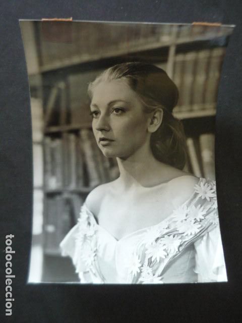 Fotograf&iacute;a antigua: TELEVISION ESPA&Ntilde;OLA SERIE LOS MISTERIOS DE PARIS ANTIGUA FOTOGRAFIA ORIGINAL 13 X 18 CM