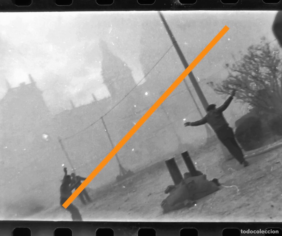 Fotograf&iacute;a antigua: Antiguo negativo de fotograf&iacute;a. Valencia. Masclet&aacute;. Fallas de Valencia. A&ntilde;os 60.