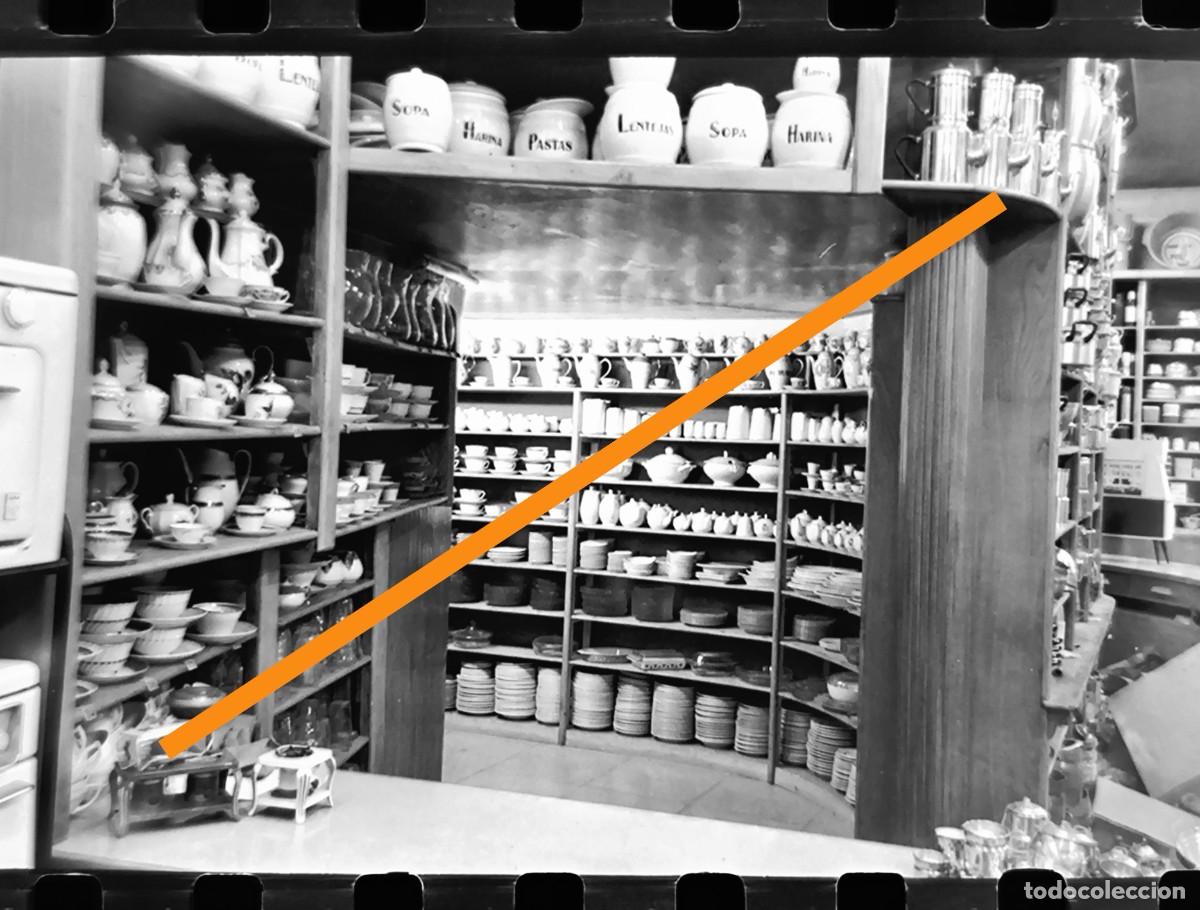 Fotograf&iacute;a antigua: Antiguo negativo de fotograf&iacute;a. Comercio vintage de electrodom&eacute;sticos y menaje. Valencia a&ntilde;os 50/60