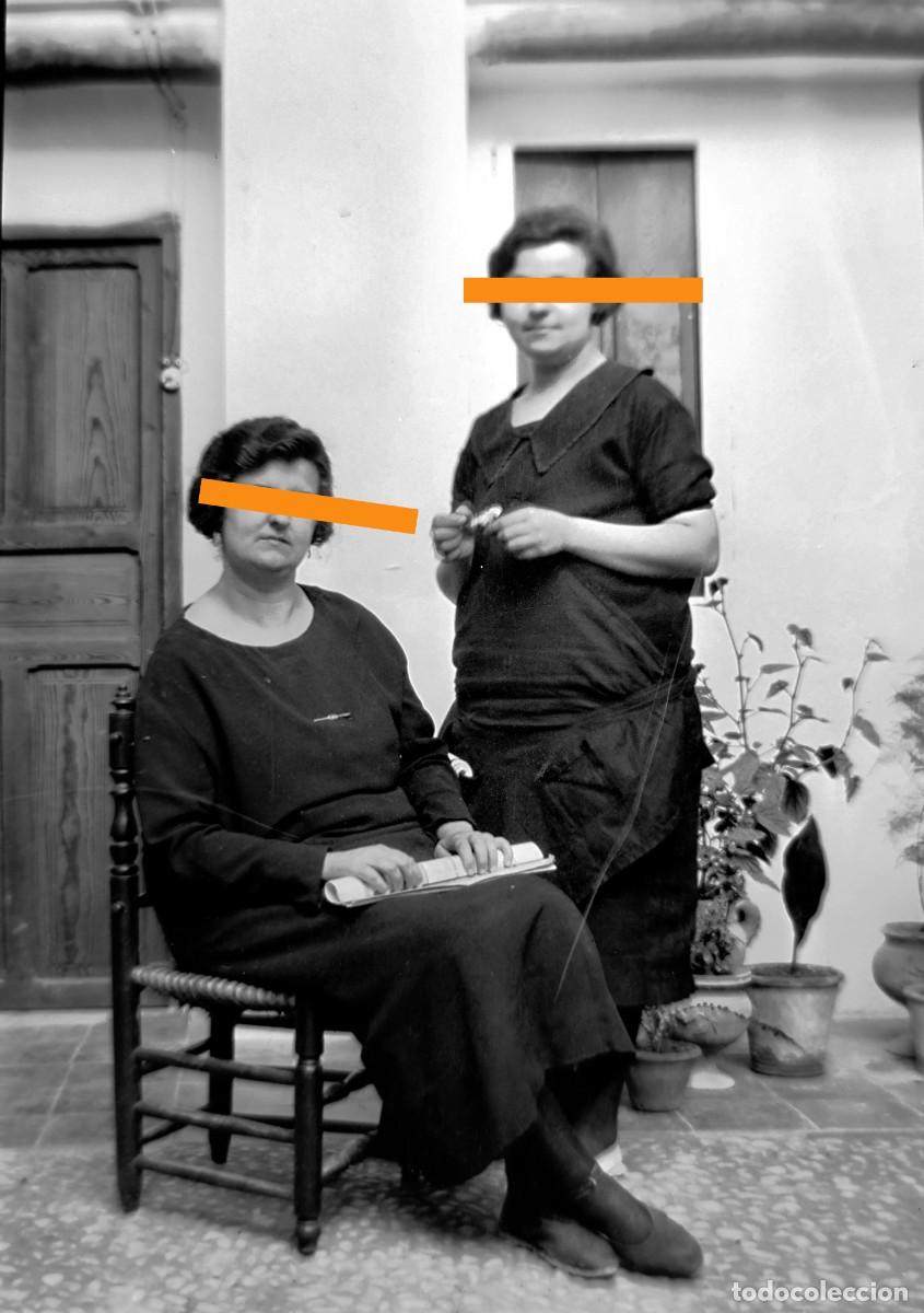 Fotograf&iacute;a antigua: Antiguo negativo de fotograf&iacute;a. Se&ntilde;ora. A&ntilde;os 20/30.