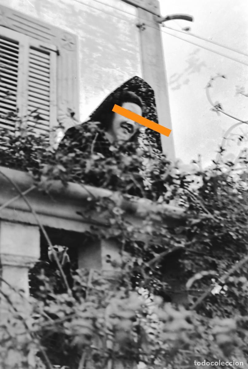 Photographie ancienne: Antiguo negativo de fotograf&iacute;a. Mujer con mantilla. A&ntilde;os 30.