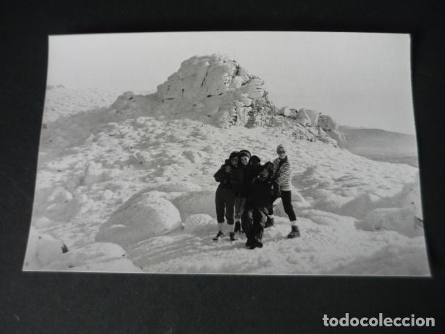 Fotograf&iacute;a antigua: PUERTO DE NAVACERRADA MADRID EXCURSIONISTAS MONTA&Ntilde;ISMO ANTIGUA FOTOGRAF&Iacute;A TAMA&Ntilde;O POSTAL
