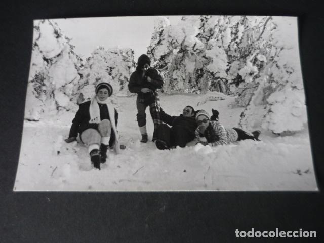 Fotograf&iacute;a antigua: PUERTO DE NAVACERRADA MADRID EXCURSIONISTAS MONTA&Ntilde;ISMO ANTIGUA FOTOGRAF&Iacute;A TAMA&Ntilde;O POSTAL