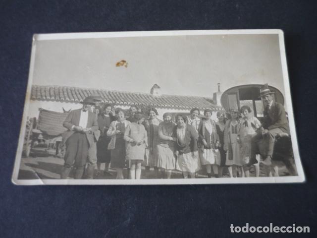 Fotografia antiga: VALDEPE&Ntilde;AS CIUDAD REAL GRUPO ANTIGUA FOTOGRAFIA A&Ntilde;OS 20 6,5 X 10,5 CM