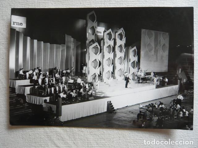 Fotografia antica: BARCELONA FESTIVAL CANCION MEDITERRANEA ANTIGUA FOTOGRAFIA ORIGINAL 18 X 24 CM