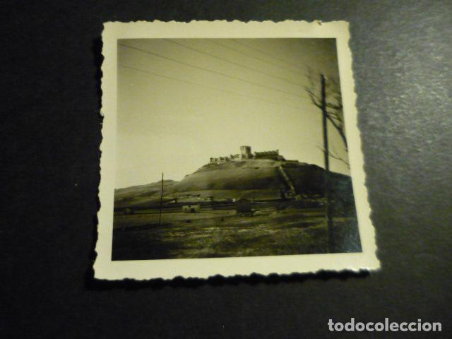 Photographie ancienne: PE&Ntilde;AFIEL VALLADOLID FOTOGRAFIA POR SOLDADO ALEMAN LEGION CONDOR GUERRA CIVIL 6,2 X 6,2 CM
