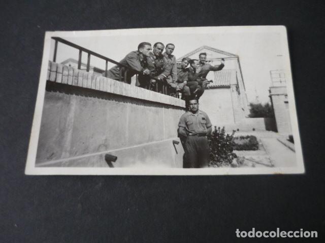 Antique Photography: GRUPO DE MILITARES ANTIGUA FOTOGRAFIA 7 X 11,5 CM