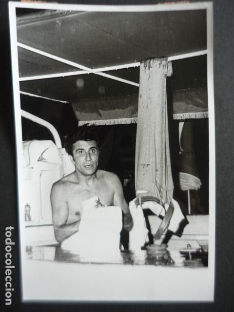 Antique Photography: GILBERT BECAUD ACTOR EN MALLORCA ANTIGUA FOTOGRAFIA ORIGINAL 18 X 12 CM