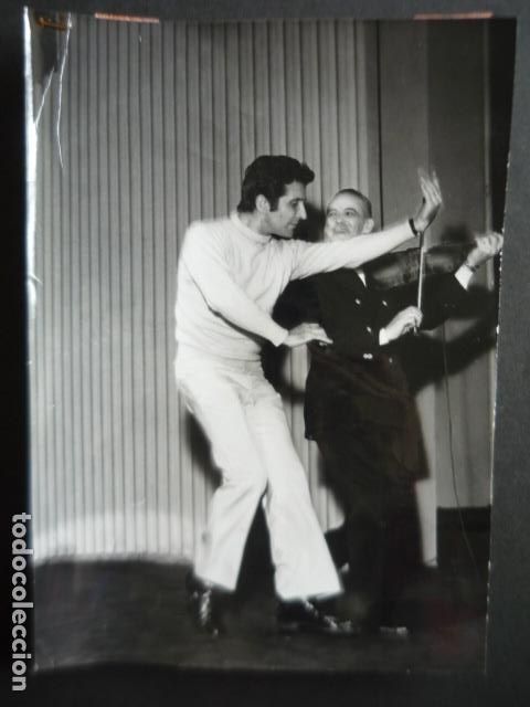 Fotografia antiga: GILBERT BECAUD ACTOR ANTIGUA FOTOGRAFIA ORIGINAL 18 X 22 CM