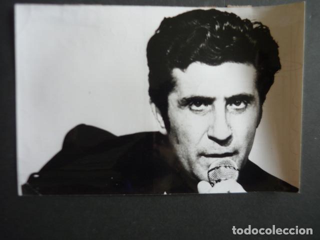 Photographie ancienne: GILBERT BECAUD ACTOR ANTIGUA FOTOGRAFIA ORIGINAL 18 X 13 CM