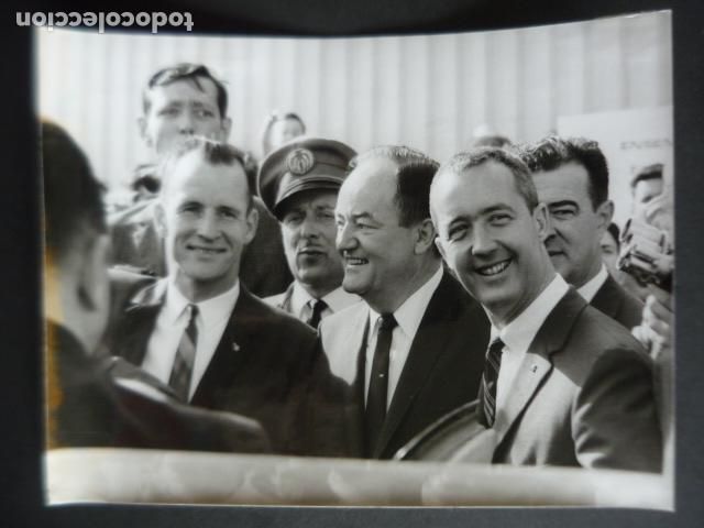 Antique Photography: JAMES MCDIVITT EDWARD WHITE ASTRONAUTAS NASA ANTIGUA FOTOGRAFIA ORIGINAL 18 X 24 CM