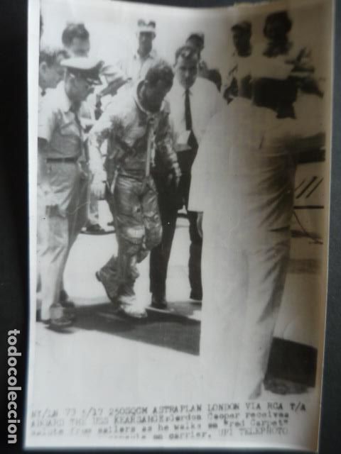 Photographie ancienne: LEROY GORDON COOPER ASTRONAUTA NASA ANTIGUA FOTOGRAFIA ORIGINAL 15 X 21 CM