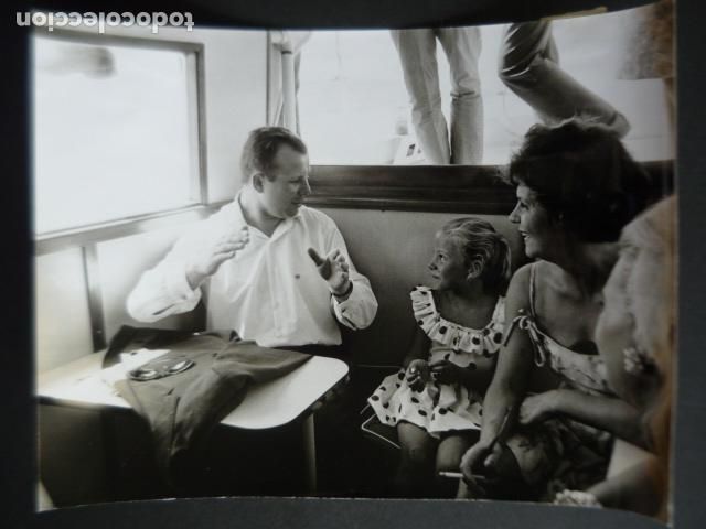 Antique Photography: YURI GAGARIN ASTRONAUTA URSS EN BENDOR ANTIGUA FOTOGRAFIA ORIGINAL 18 X 24 CM