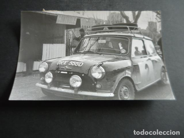 Photographie ancienne: TIMO MAAKINEN RALLYE MONTECARLO 1966 AUTOMOVILISMO ANTIGUA FOTOGRAFIA ORIGINAL 18 X 12 CM