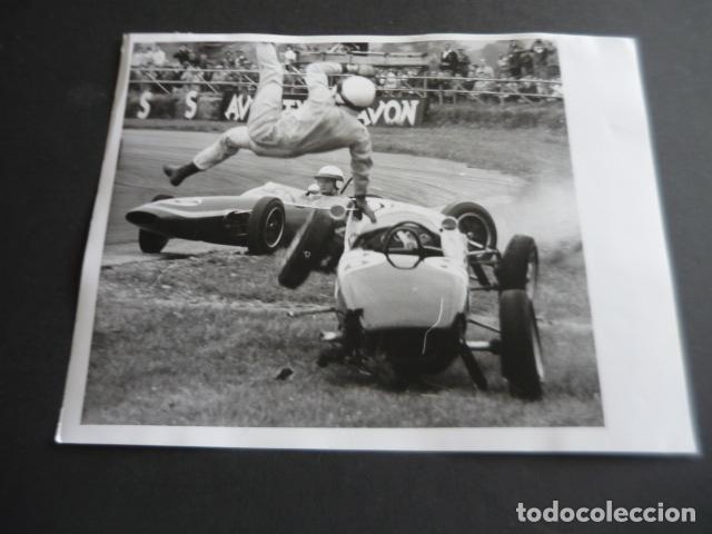 Photographie ancienne: SILVERSTONE REINO UNIDO ACCIDENTE CIRCUITO AUTOMOVILISMO ANTIGUA FOTOGRAFIA ORIGINAL 21 X 26 CM