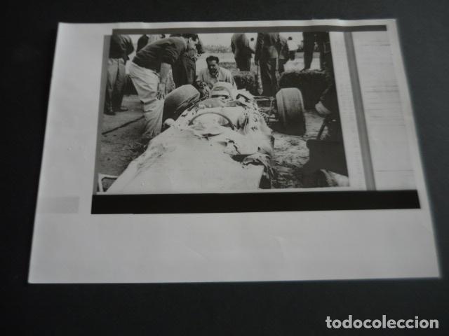 Antique Photography: GRAN PREMIIO DE AUSTRIA CIRCUITO AUTOMOVILISMO ACCIDENTE ANTIGUA FOTOGRAFIA ORIGINAL 18 X 24 CM