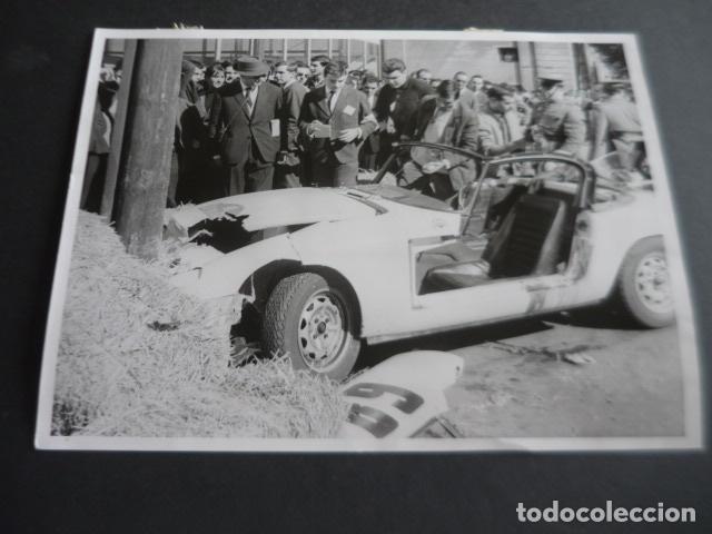 Antique Photography: V RALLYE DOS CATALU&Ntilde;AS AUTOMOVILISMO ACCIDENTE ANTIGUA FOTOGRAFIA ORIGINAL 18 X 24 CM