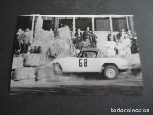 Antique Photography: V RALLYE DOS CATALU&Ntilde;AS AUTOMOVILISMO ACCIDENTE ANTIGUA FOTOGRAFIA ORIGINAL 16 X 11 CM