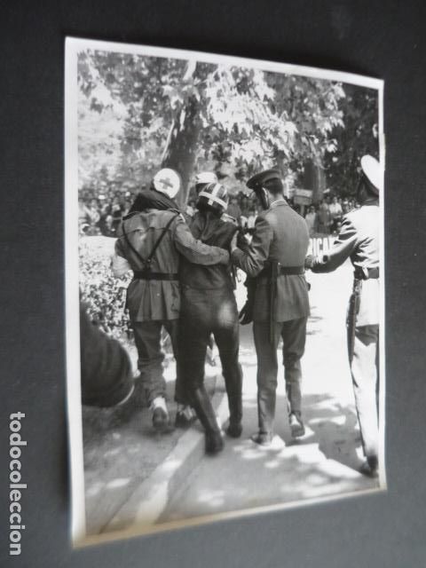 Fotograf&iacute;a antigua: MADRID MOTOCICLISMO ACCIDENTE FRANCISCO ZURITA ANTIGUA FOTOGRAFIA ORIGINAL 18 X 24 CM