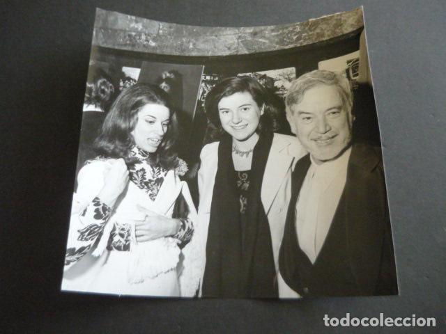 Fotografia antica: NATALIA FIGUEROA ESCRITORA CON LUIS DE LA SERNA ANTIGUA FOTOGRAFIA ORIGINAL 17 X 17 CM