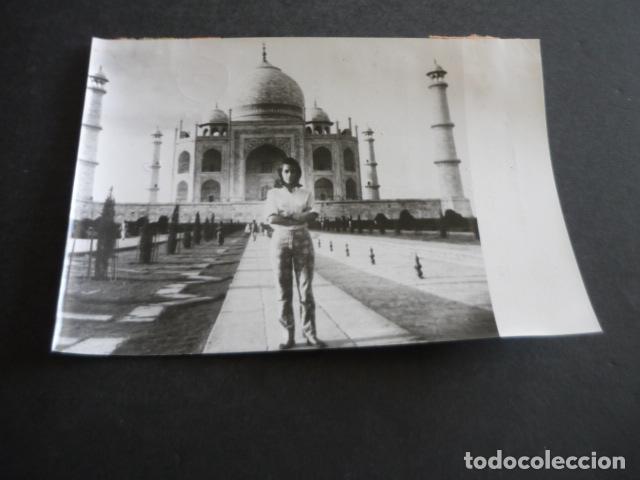 Fotografia antica: NATALIA FIGUEROA ESCRITORA EN INDIA ANTIGUA FOTOGRAFIA ORIGINAL 18 X 12 CM