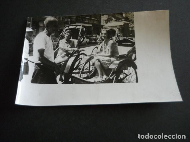 Fotografia antiga: NATALIA FIGUEROA ESCRITORA EN HONG KONG ANTIGUA FOTOGRAFIA ORIGINAL 18 X 12 CM