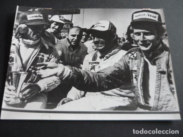 Fotografia antica: CARLOS REUTEMANN CORREDOR AUTOMOVILISMO ANTIGUA FOTOGRAFIA ORIGINAL 18 X 24 CM