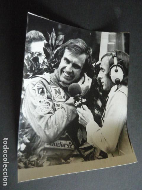 Photographie ancienne: CARLOS REUTEMANN CORREDOR AUTOMOVILISMO ANTIGUA FOTOGRAFIA ORIGINAL 18 X 24 CM