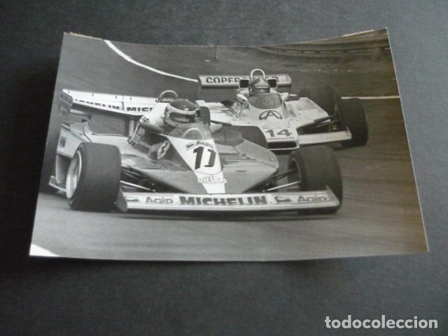 Fotografia antiga: CARLOS REUTEMANN CORREDOR AUTOMOVILISMO ANTIGUA FOTOGRAFIA ORIGINAL 13 X 18 CM