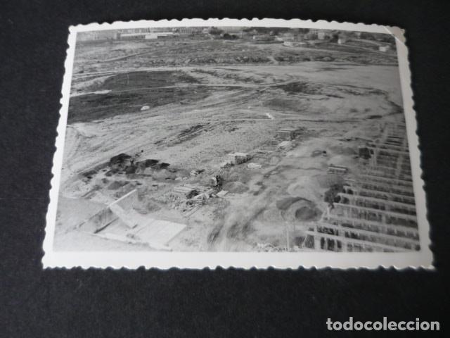 Fotografia antica: MADRID CONSTRUCCI&Oacute;N DE EDIFICIO ANTIGUA FOTOGRAFIA 7,5 X 10,5 CM