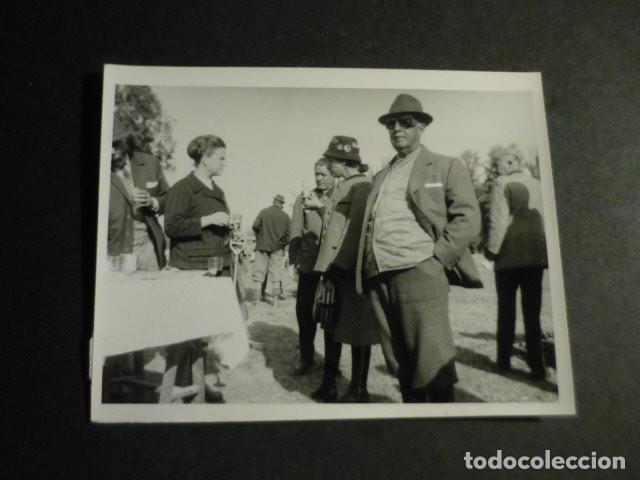 Fotografia antica: FRANCISCO FRANCO EN CACERIA ANTIGUA FOTOGRAFIA 9 X 11,5 CM