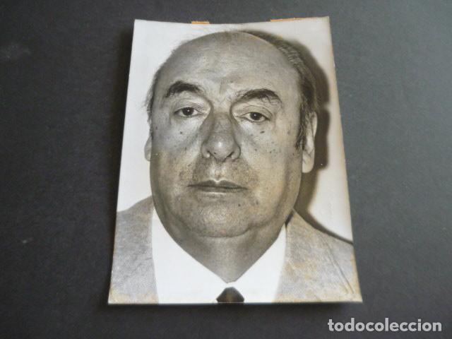 Fotografia antica: PABLO NERUDA ESCRITOR ANTIGUA FOTOGRAFIA 13 X 18 CM