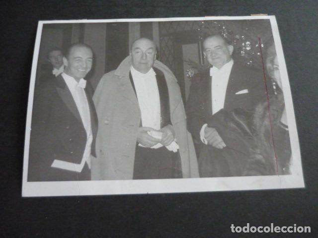 Alte Fotografie: PABLO NERUDA ESCRITOR EN ESTOCOLMO ANTIGUA FOTOGRAFIA 13 X 18 CM