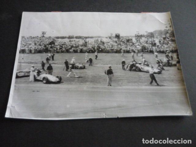 Fotografia antica: 500 MILLAS DE INDIANAPOLIS CIRCUITO AUTOMOVILISMO ANTIGUA FOTOGRAFIA ORIGINAL 16 X 22 CM